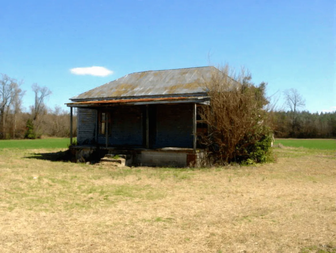 Old Tobacco Farmhouse